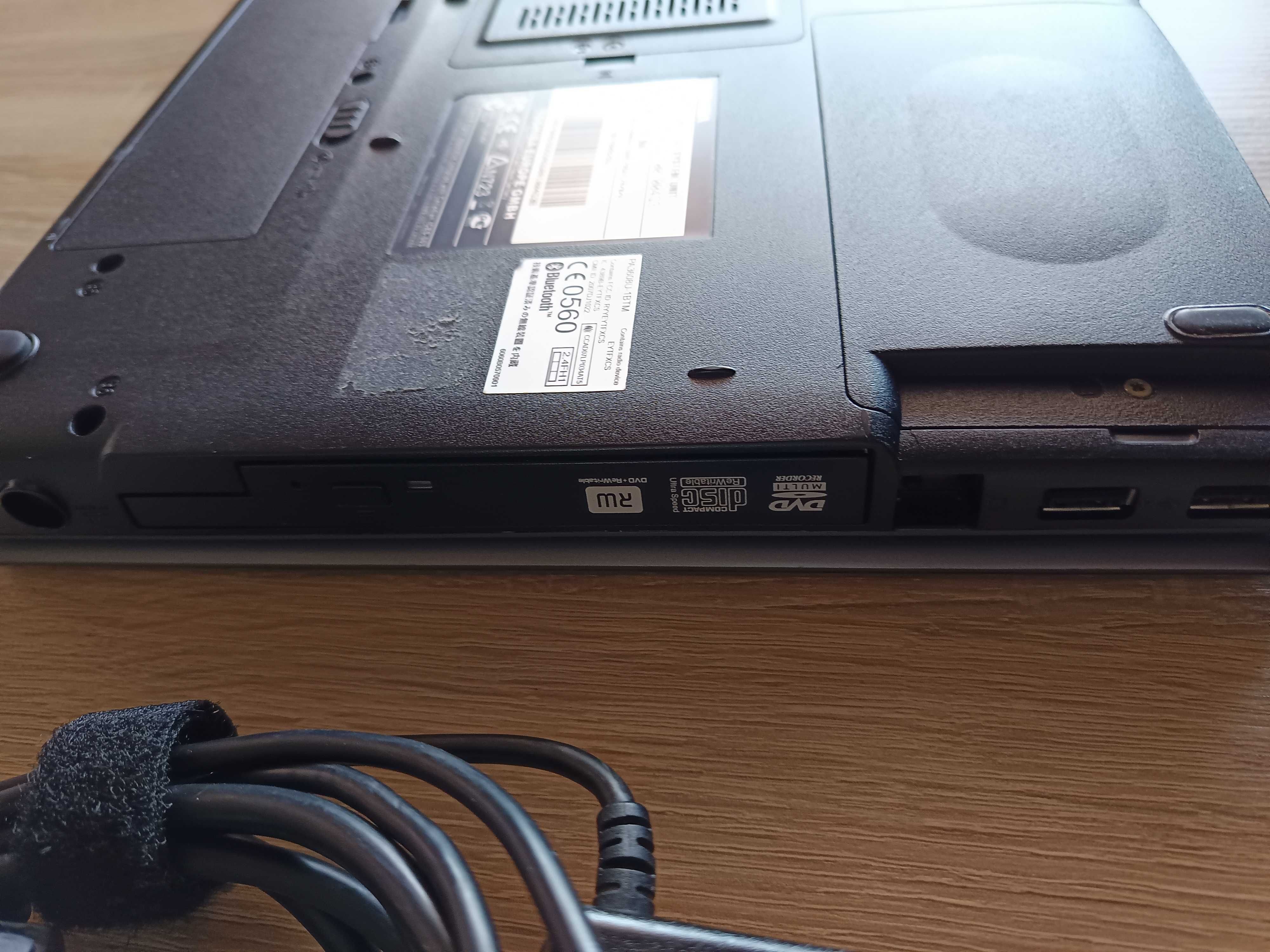 TOSHiBA  Лаптоп за части