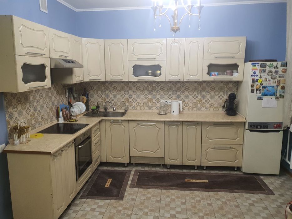 Кухонный гарнитур с техникой
