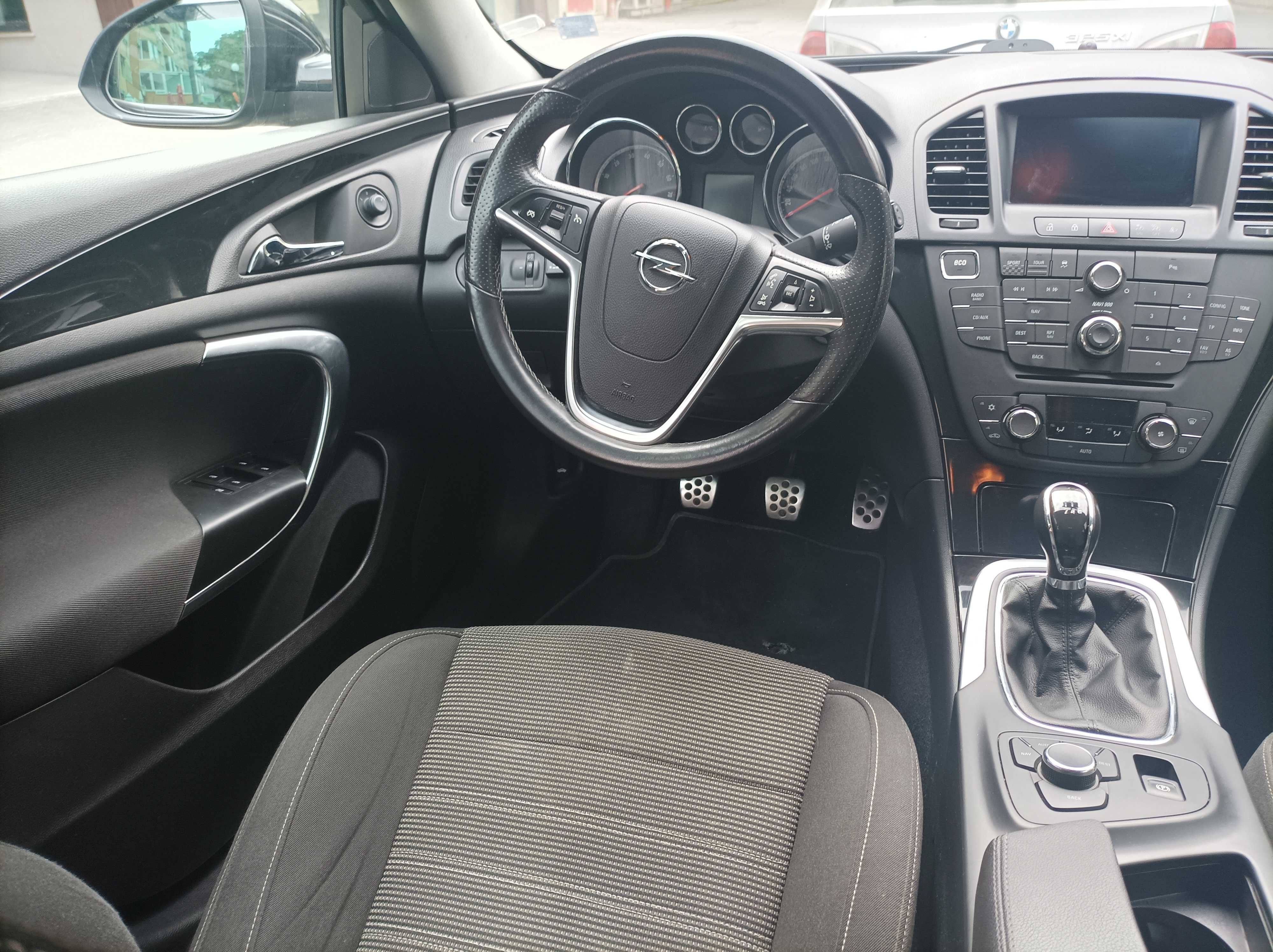 Opel insignia 1.4 140 LPG sport tourer
