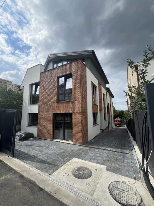 Apartament 5 camere Zorilor