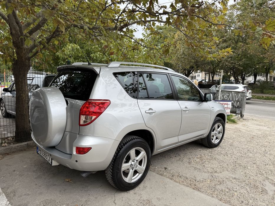 Тойота Рав4, 2,2 дизел D-4D, 136 к.с., 4х4