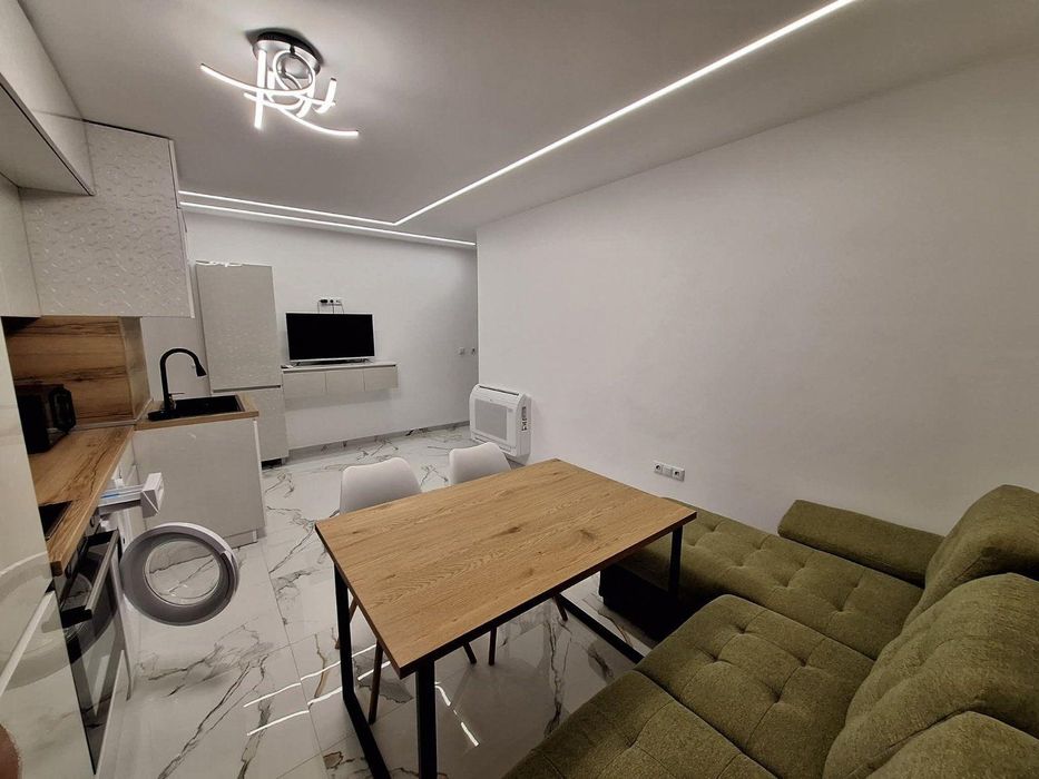 Двустаен апартамент, под наем, кв. Младост 1