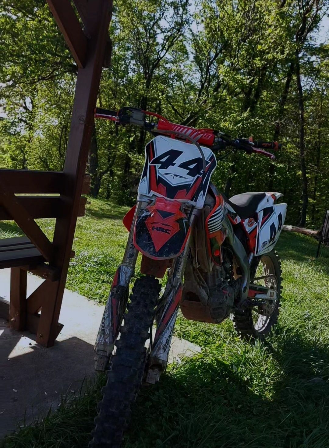 Vând honda crf250r 2009