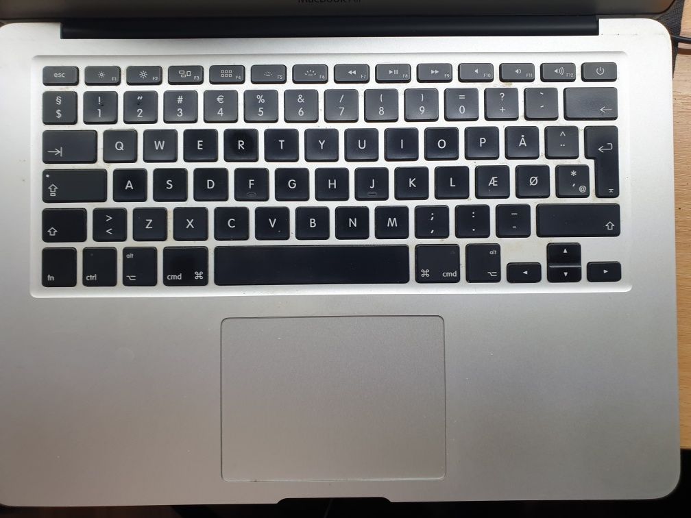 Laptop mac book air i5 ecran hdd ssd