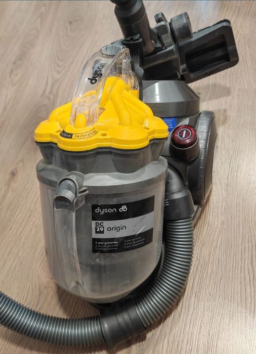 Aspirator Dyson DC29
