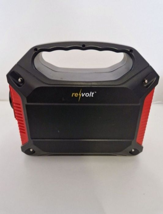 Vând Powerbank ReVolt 
Preț 450 Ron .
Este in stare