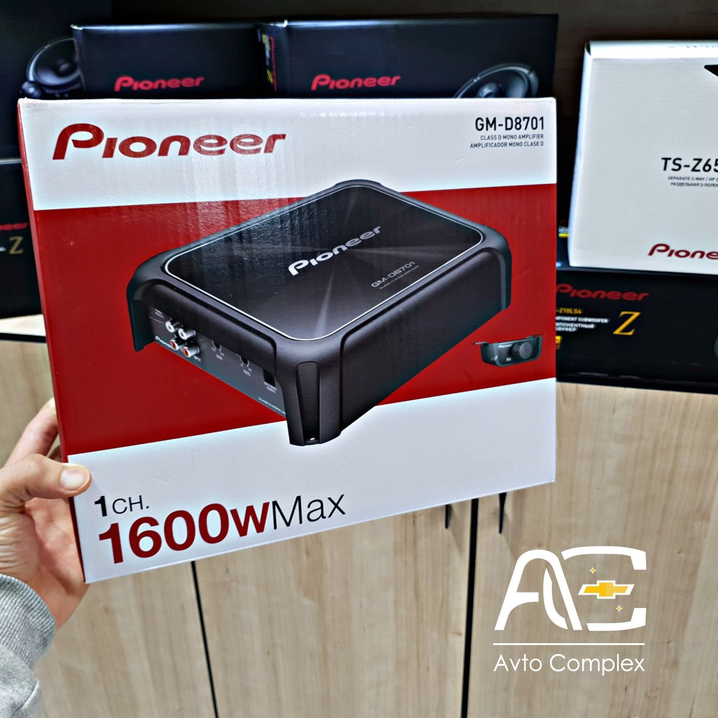 Pioneer GM-D8701 Усилитель моно для самбуфера 800Вт на 1 Ом ! моноблок