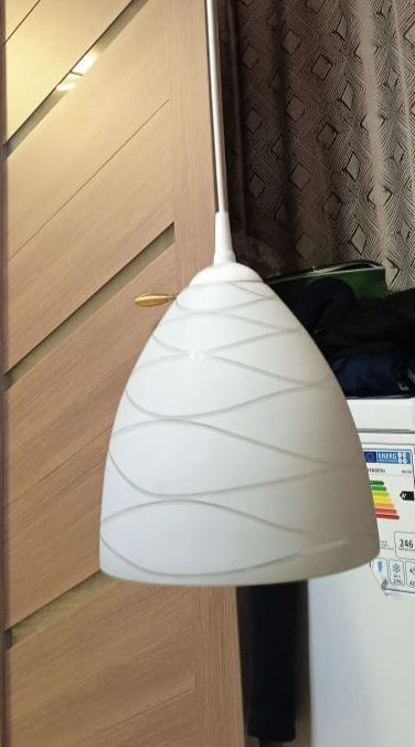 Продам люстру на кухню