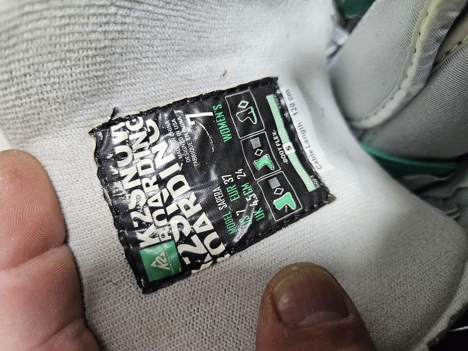 Boots 111 buti placa snowboard K2   mărimea 37  (24   cm) .