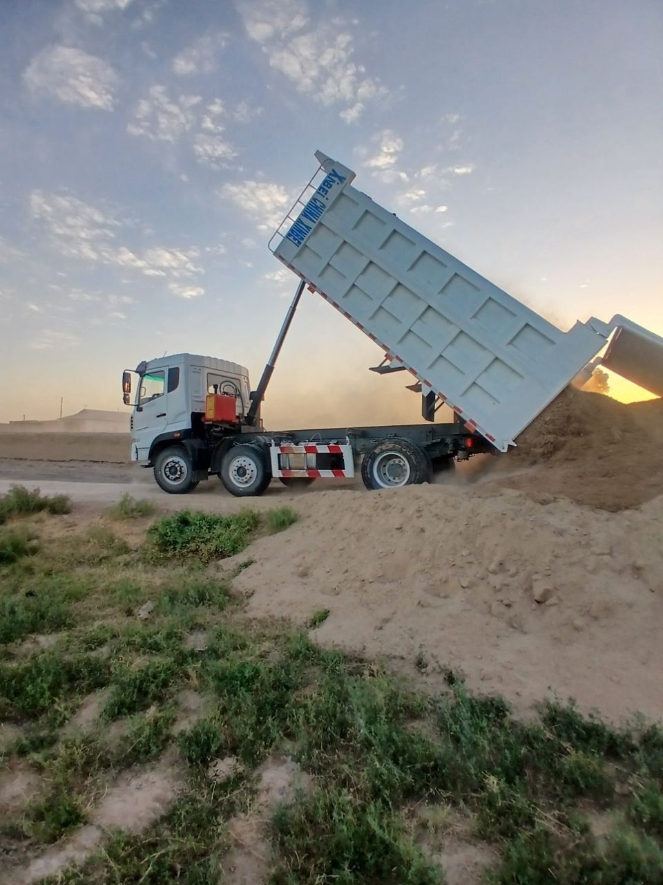 Samоsval 2023 y 15 ton 12000 yurgan