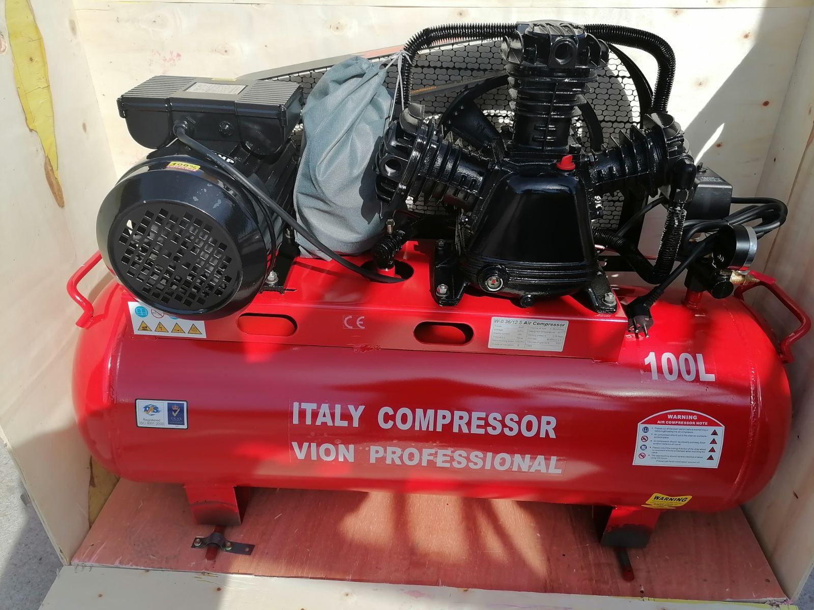 Компресор за въздух Vion Italy compressor 100 литра