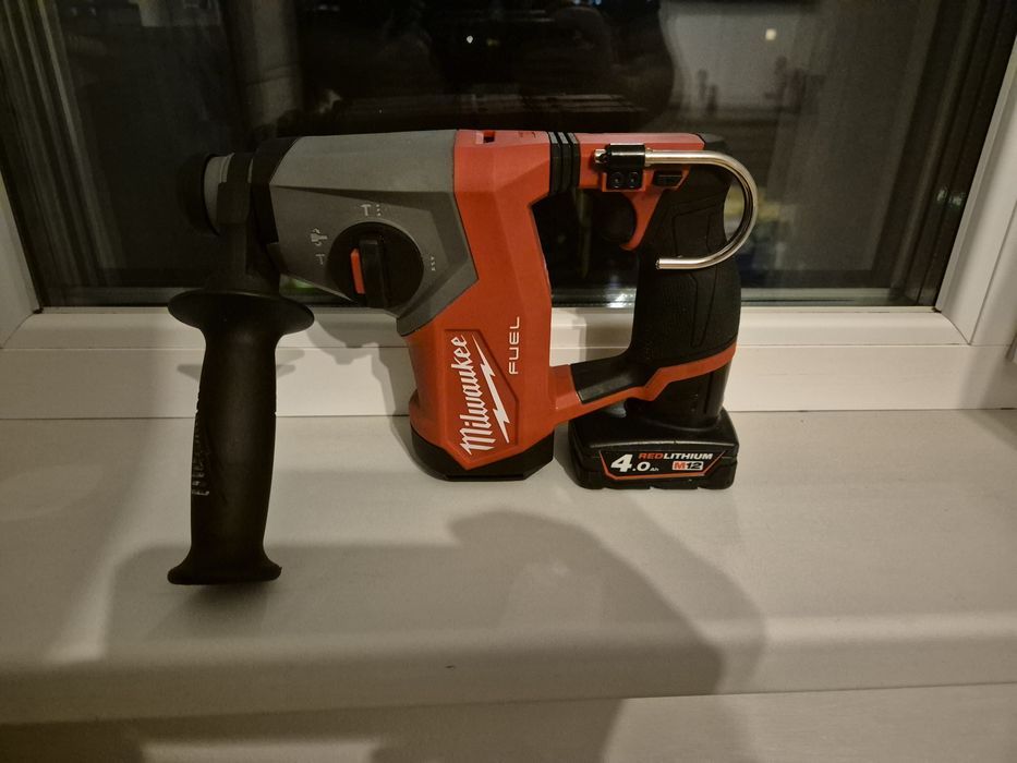 makita bosch dewalt Milwaukee m12 rotopercutor