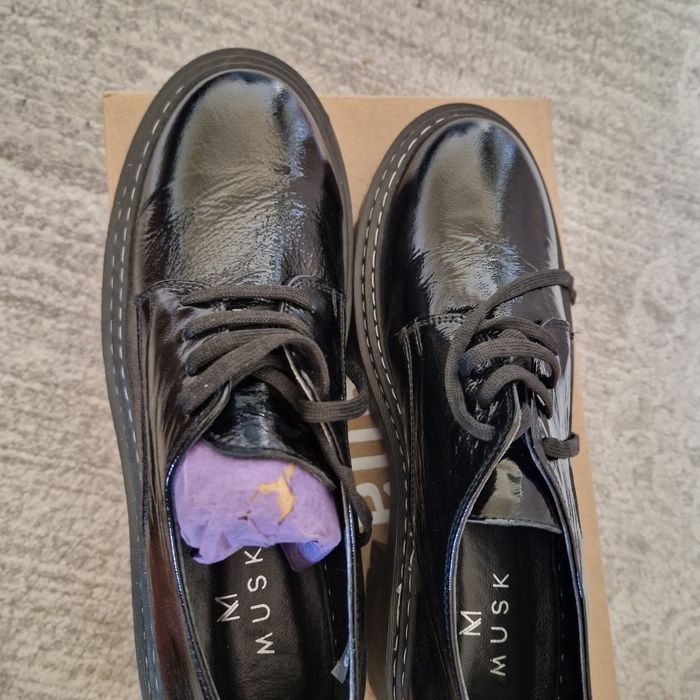 Дамски обувки нови