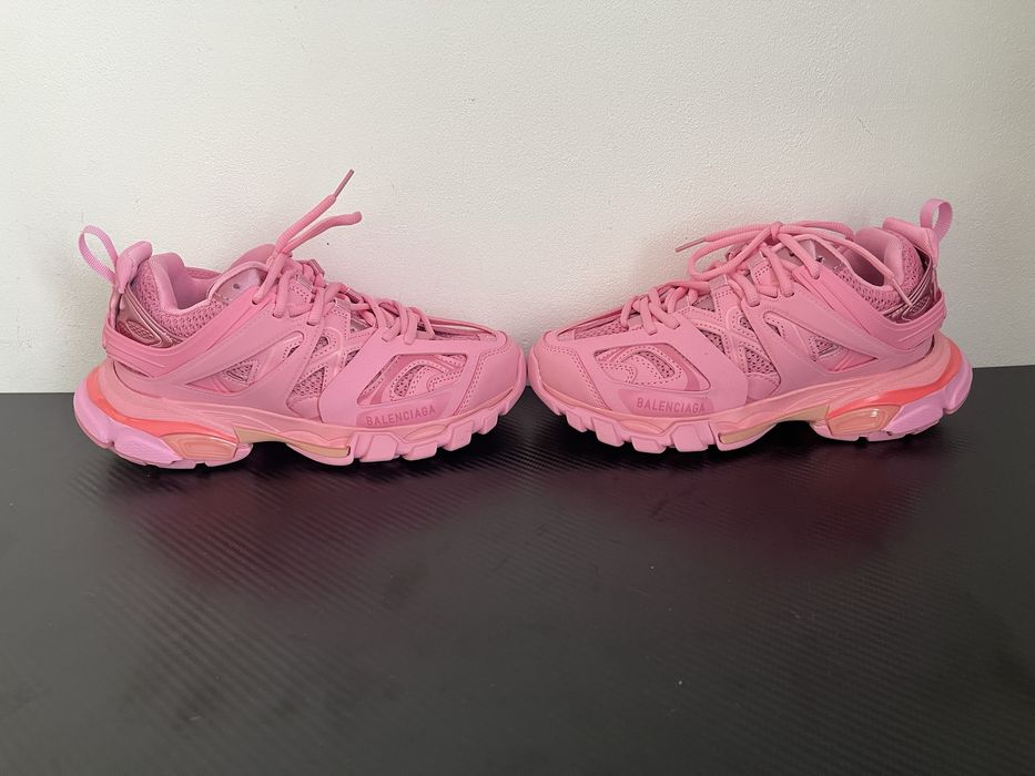 balenciaga track