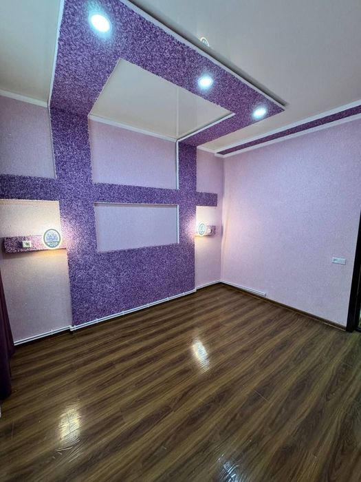 Trikotaj tomonda dubleks 2 xonali qilingan uy sotiladi