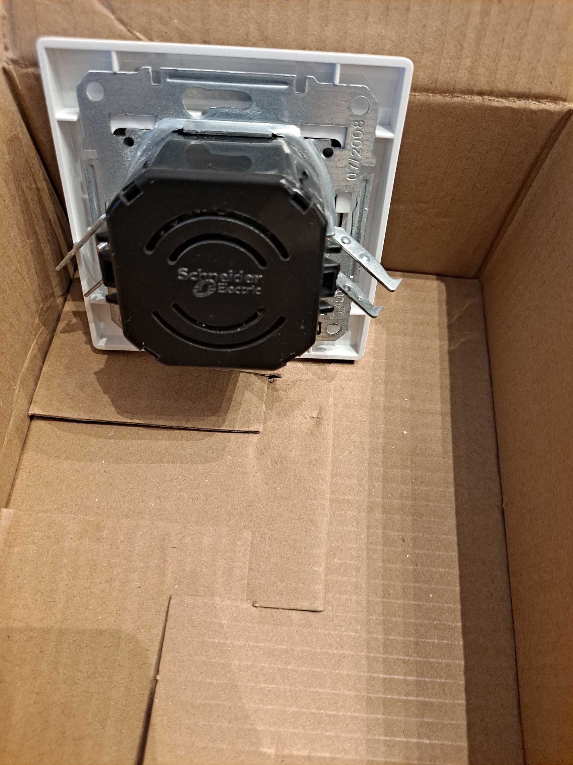 Димер за осветление  220v, като нов