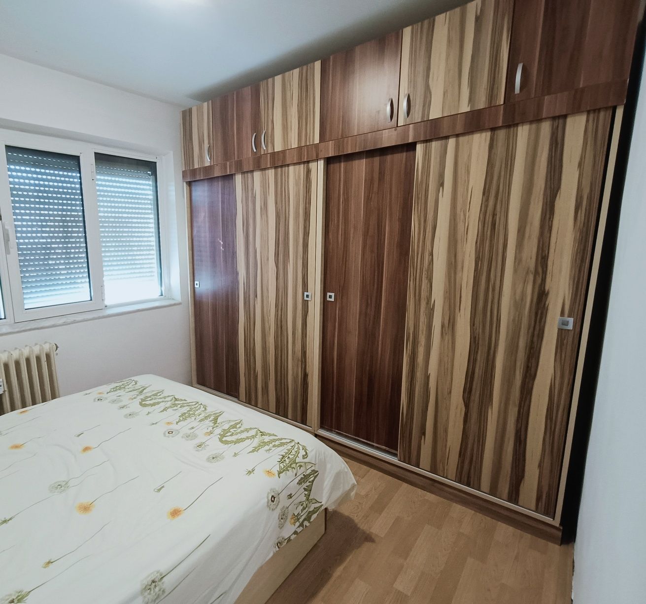 Apartament 3 camere, zona Vlaicu, de la proprietar