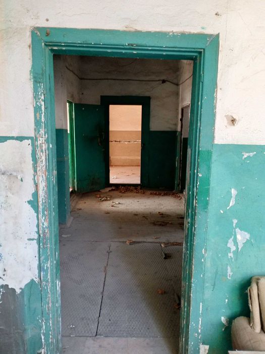 715kvm. 2qavatli Mirzo Ulug'bek tumani Yugnakiy mahallasida joylashgan