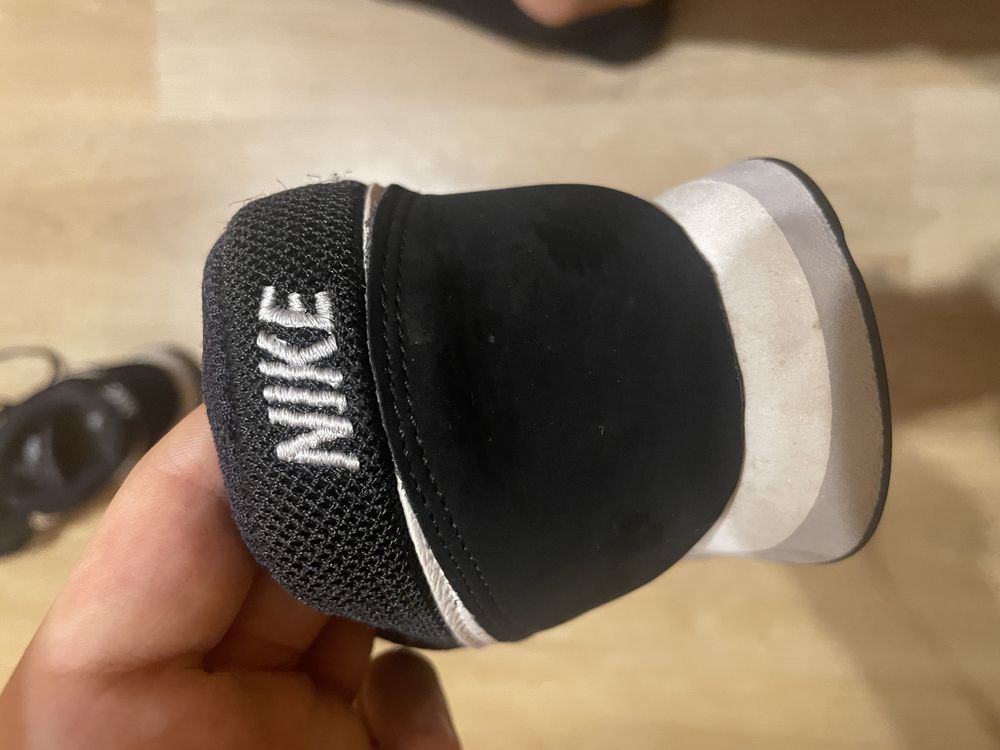 Nike обувки 36,5 номер СПЕШНО!