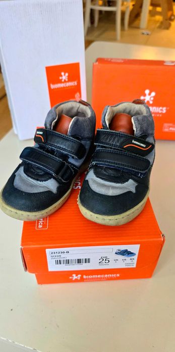 Обувки Biomecanics номер 25