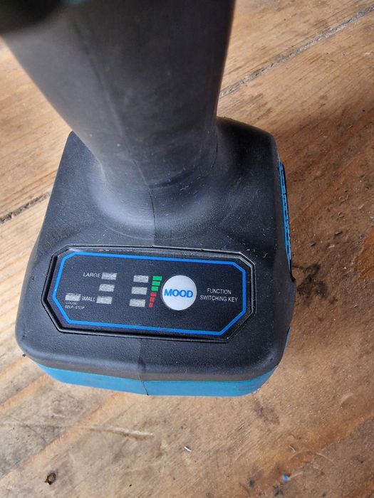 Makita DTW300  Cheie impact