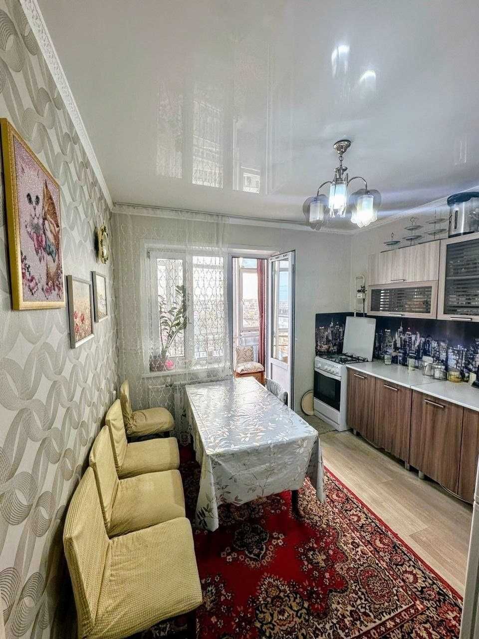 Продается 1 ком кв. Р-н 8 школа.