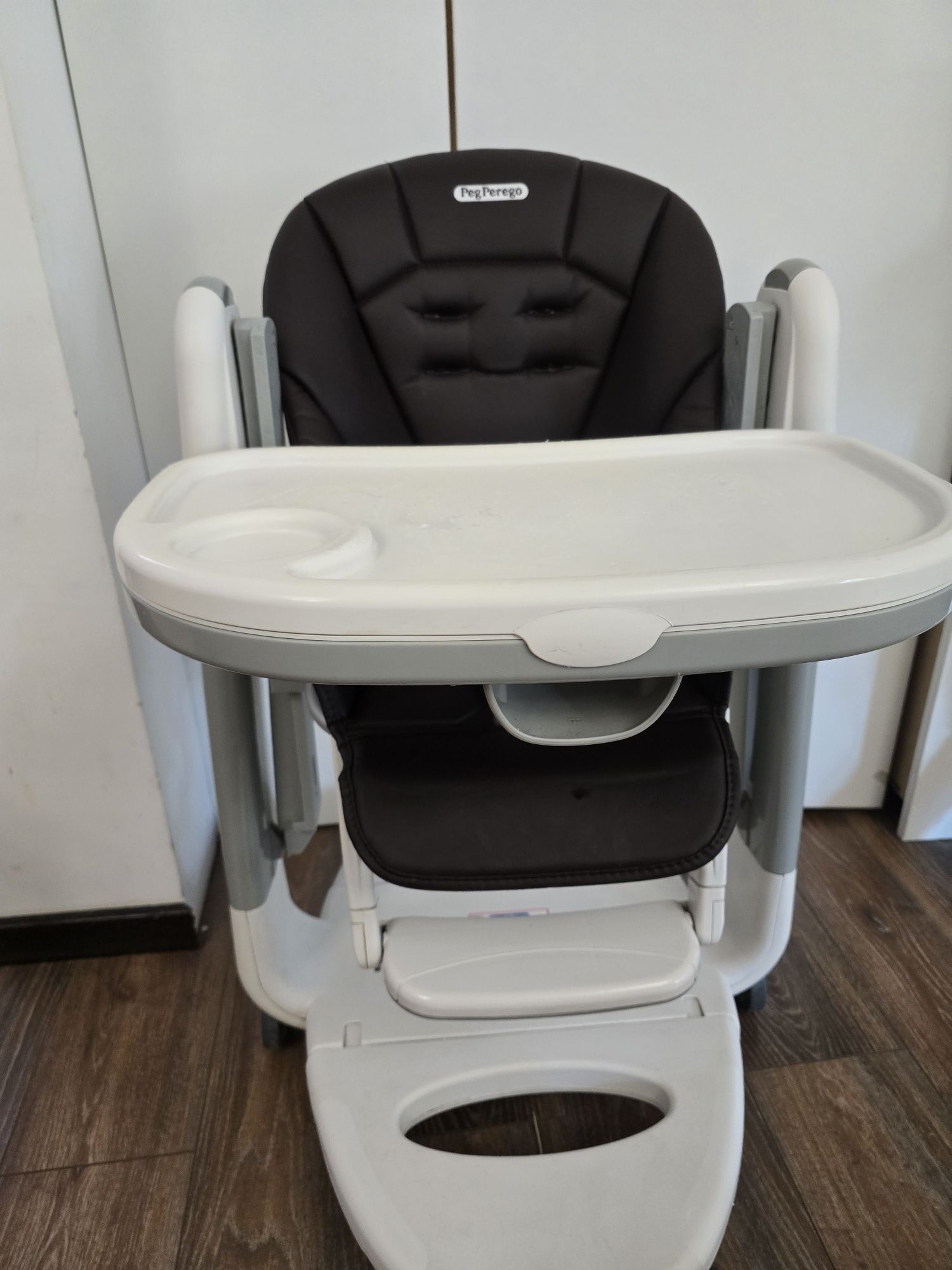 Scaun de masa/balansoar Tatamia Peg Perego