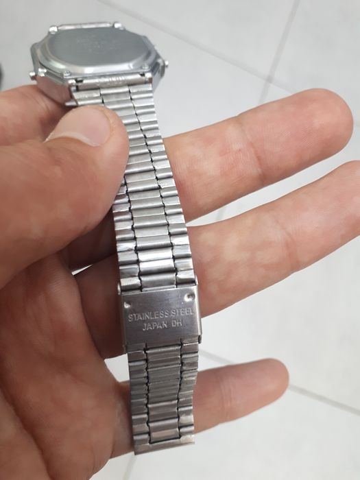 Продаются Часы фирмы CASIO