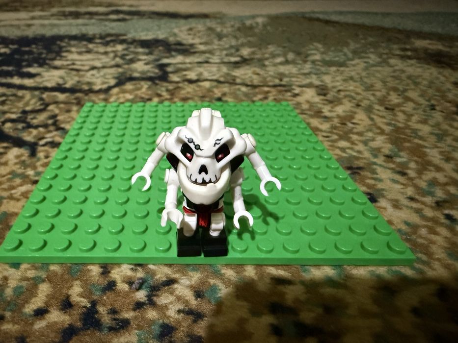 Lego Ninjago минифигурки 2011 года