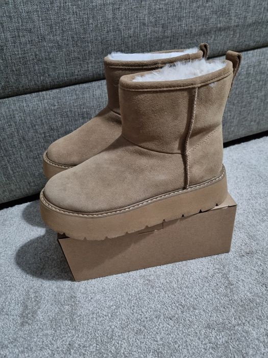 Ghete din piele intoarsa