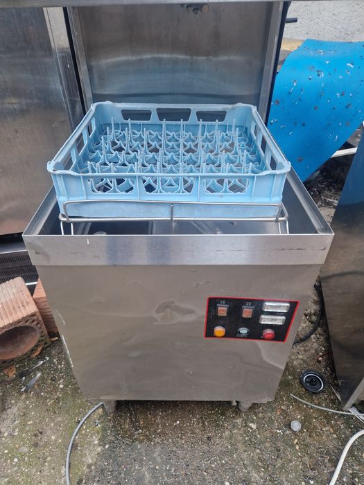 Mașina spălat vase sau pahare, din inox, program scurt 2 min, la 220v