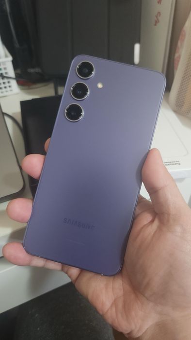 Продам Samsung galaxy s24 256gb