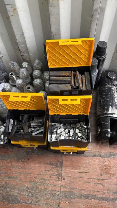 Запчасти на  установку ГНБ