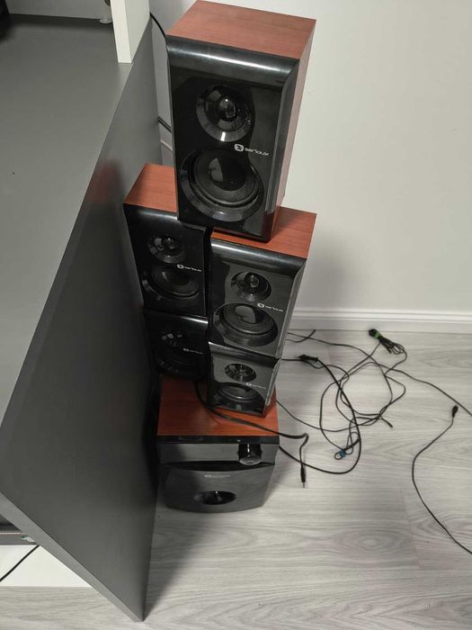 Sistem 4.1 defect, reparabil