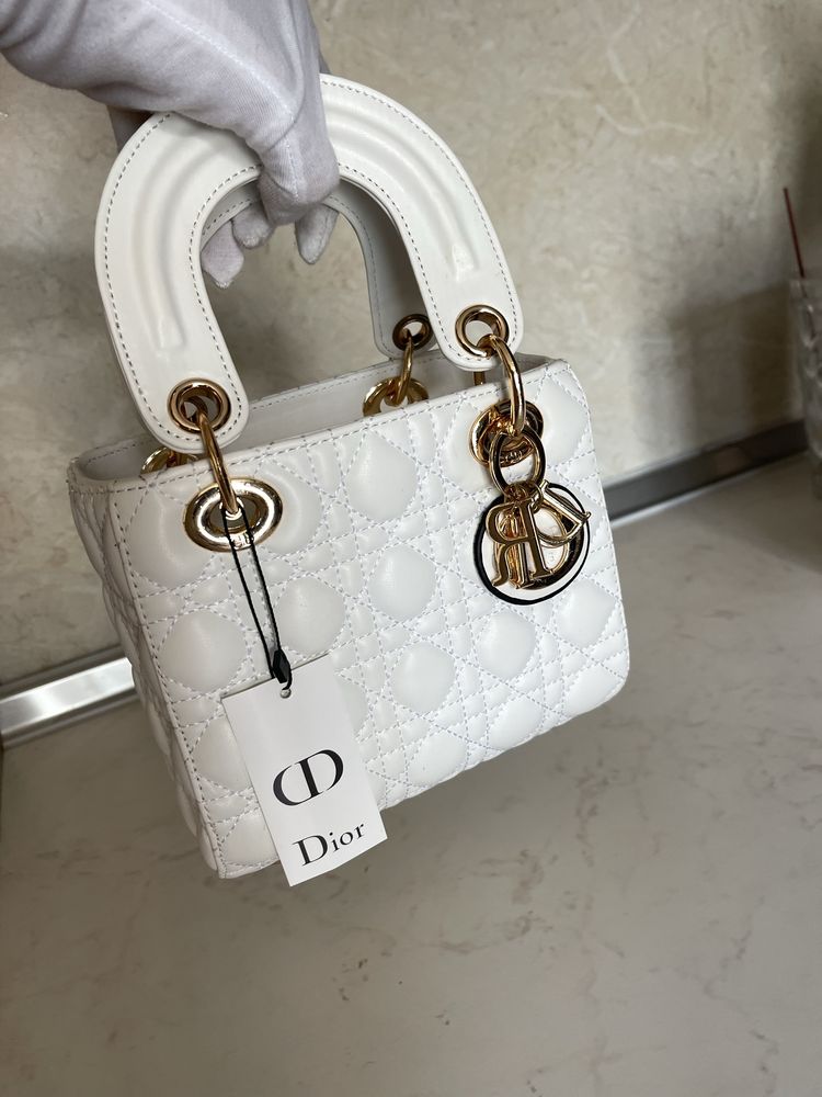 Чанта Mini Lady Dior бяла