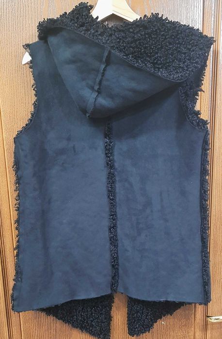 Vestă damă stil cojoc, cu glugă, Made in Italy