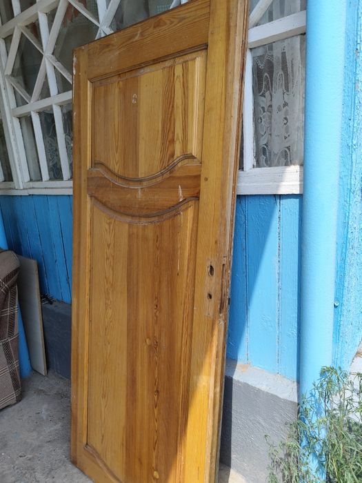 Деревянные двери