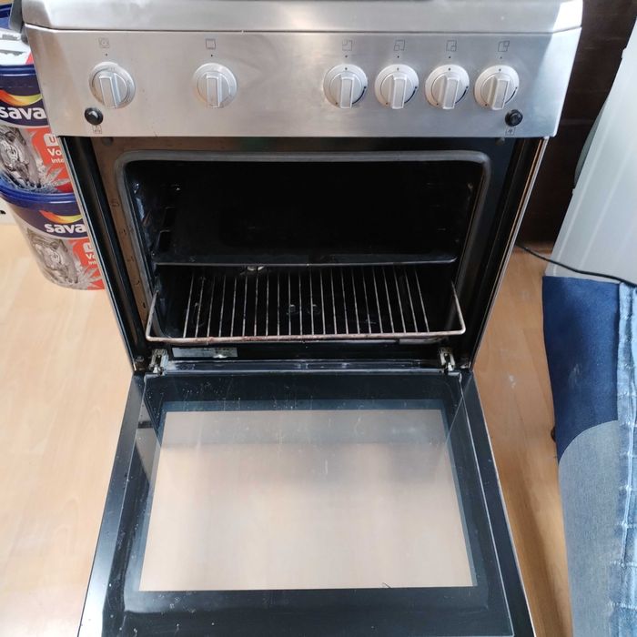 Aragaz inox Beko 60*60