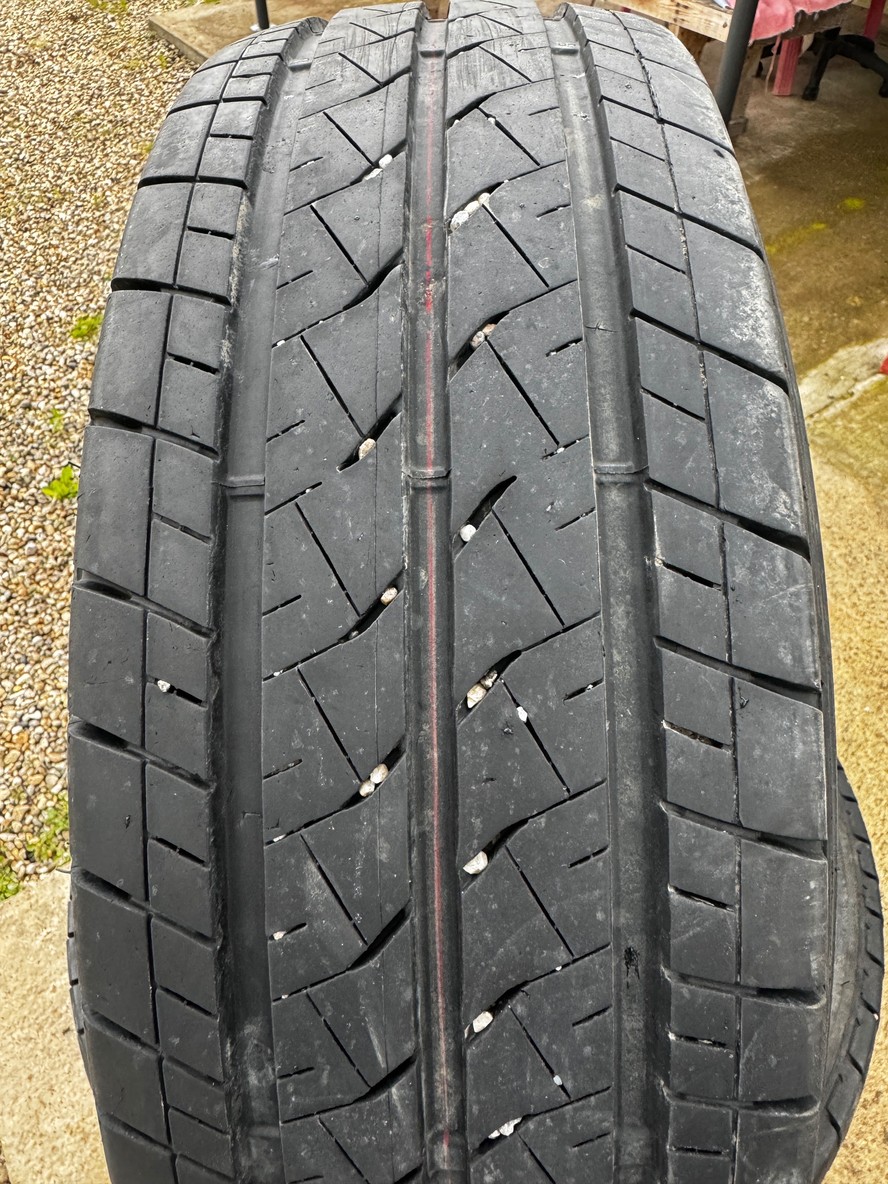 Anvelope Vara BRIDGESTONE Duravis R660 225/65 R16C 112/110 T - NOI