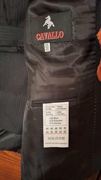 Продам мужской костюм