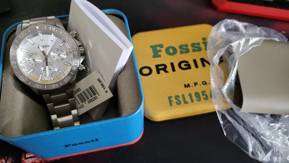 Fossil - Ceas cu bratara din otel inoxidabil