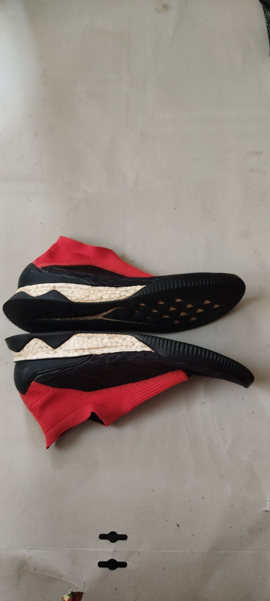 Adidas predator foarte ușor și comozi respirabili