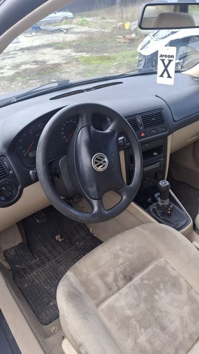 Фолцфаген Голф 4  1,4 бенэин