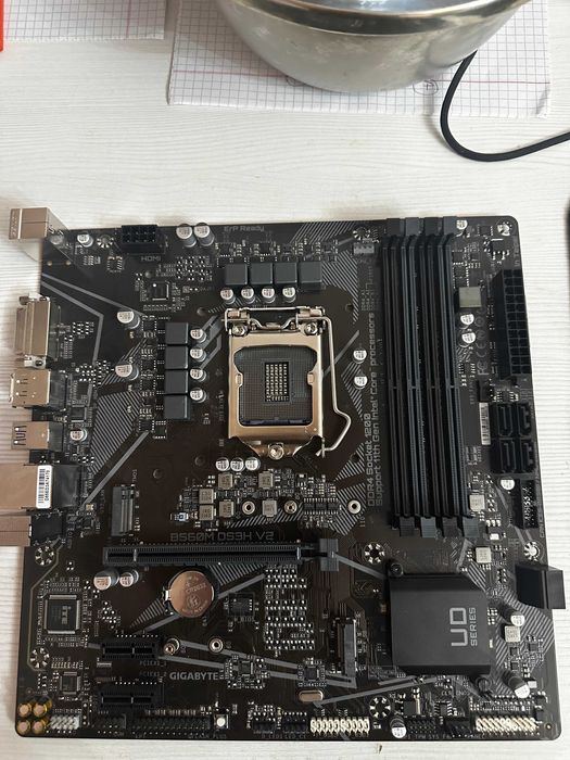 Материнская плата Gigabyte B560M DS3H V2 (rev. 1.x) LGA1200