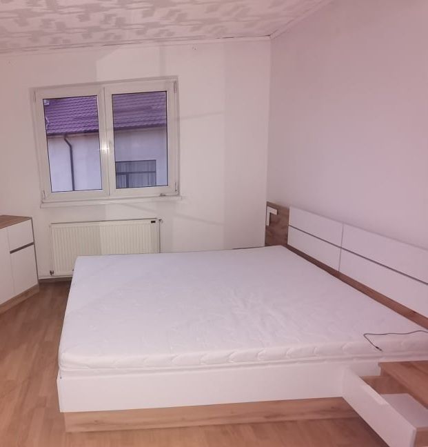 Pat cu somniera si saltea