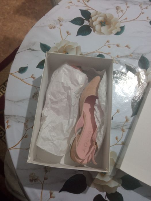 Хороши состояние обувь