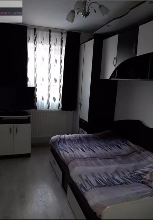 Vând apartament 3 camere