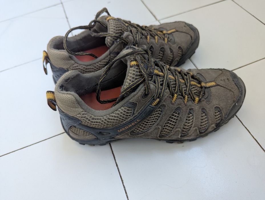 Мъжки обувки Merrell