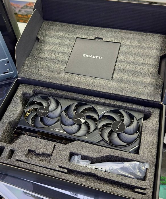 Videokarta Gigabayte 5070ti 16 Gb