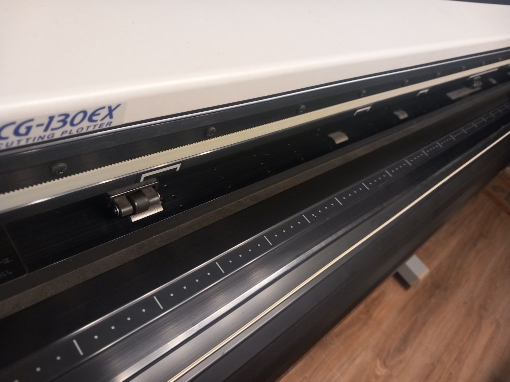 Cutter plotter Mimaki CG 130 EX taiere contur